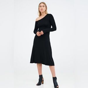 Serra Black Long Sleeve Dress